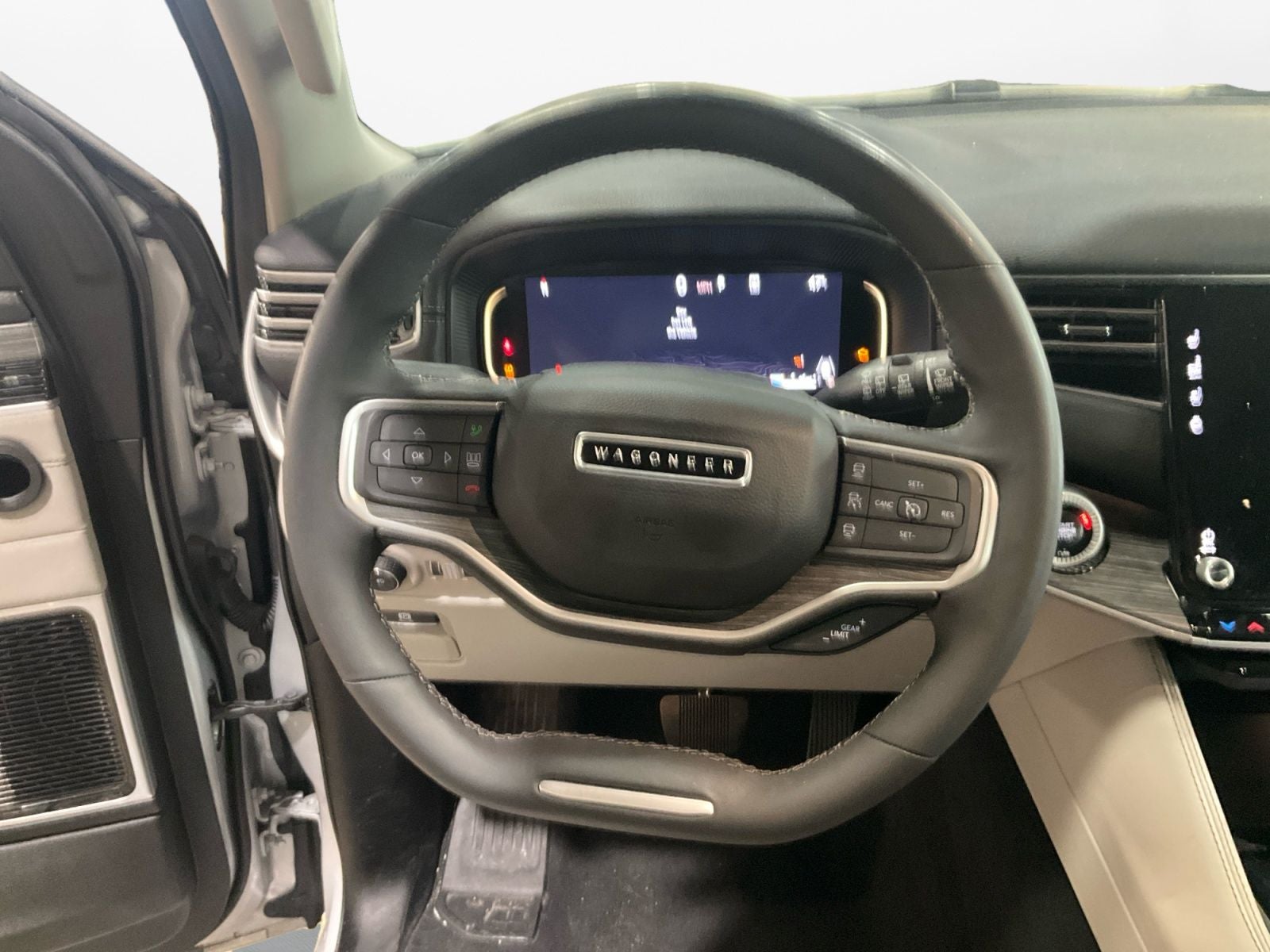 2024 Jeep Wagoneer L Series III