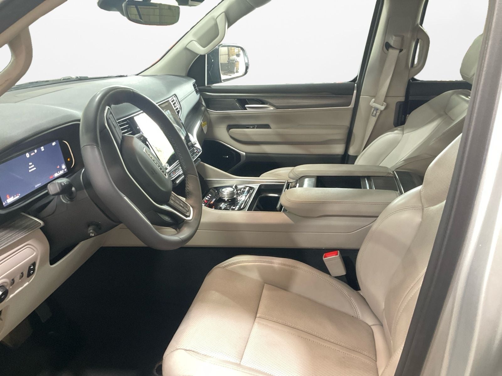 2024 Jeep Wagoneer L Series III