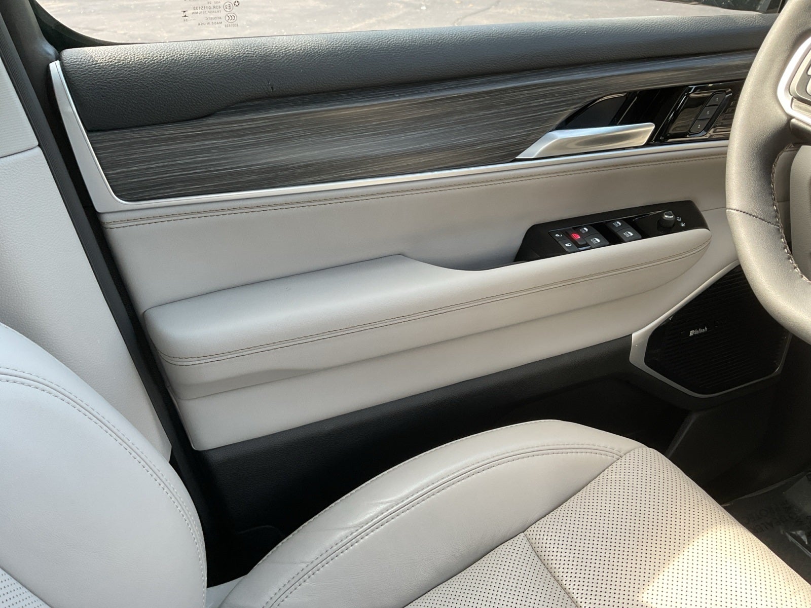 2024 Jeep Wagoneer L Series III 4x4