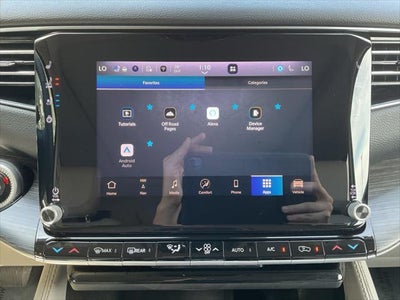 2024 Jeep Wagoneer L Series III 4x4