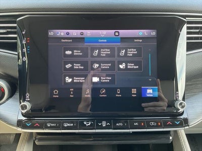 2024 Jeep Wagoneer L Series III 4x4