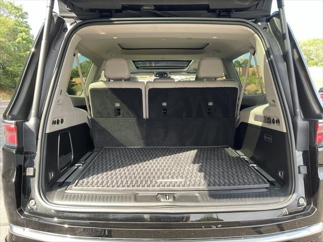 2024 Jeep Wagoneer L Series III 4x4