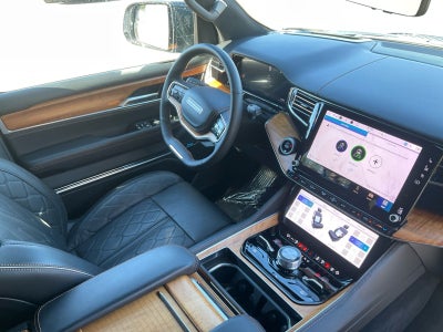 2025 Jeep Grand Wagoneer L Series III