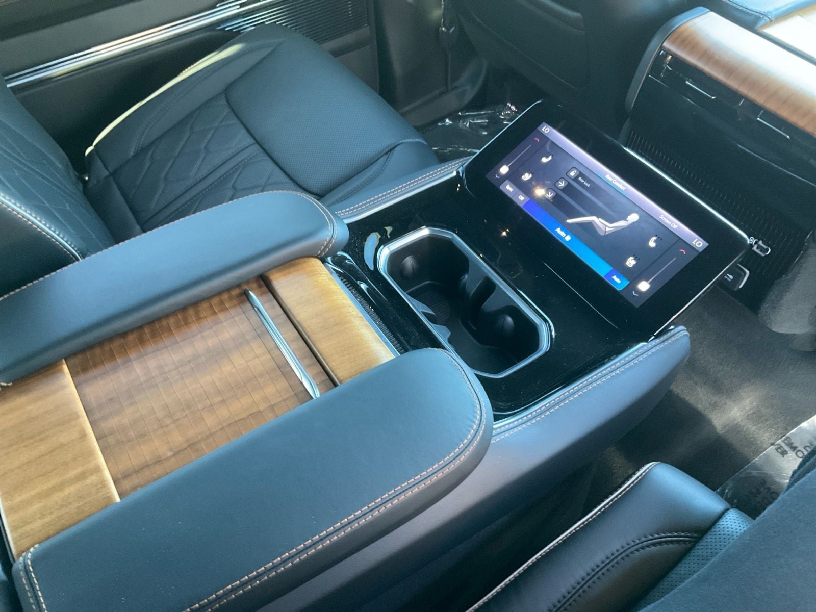 2025 Jeep Grand Wagoneer L Series III