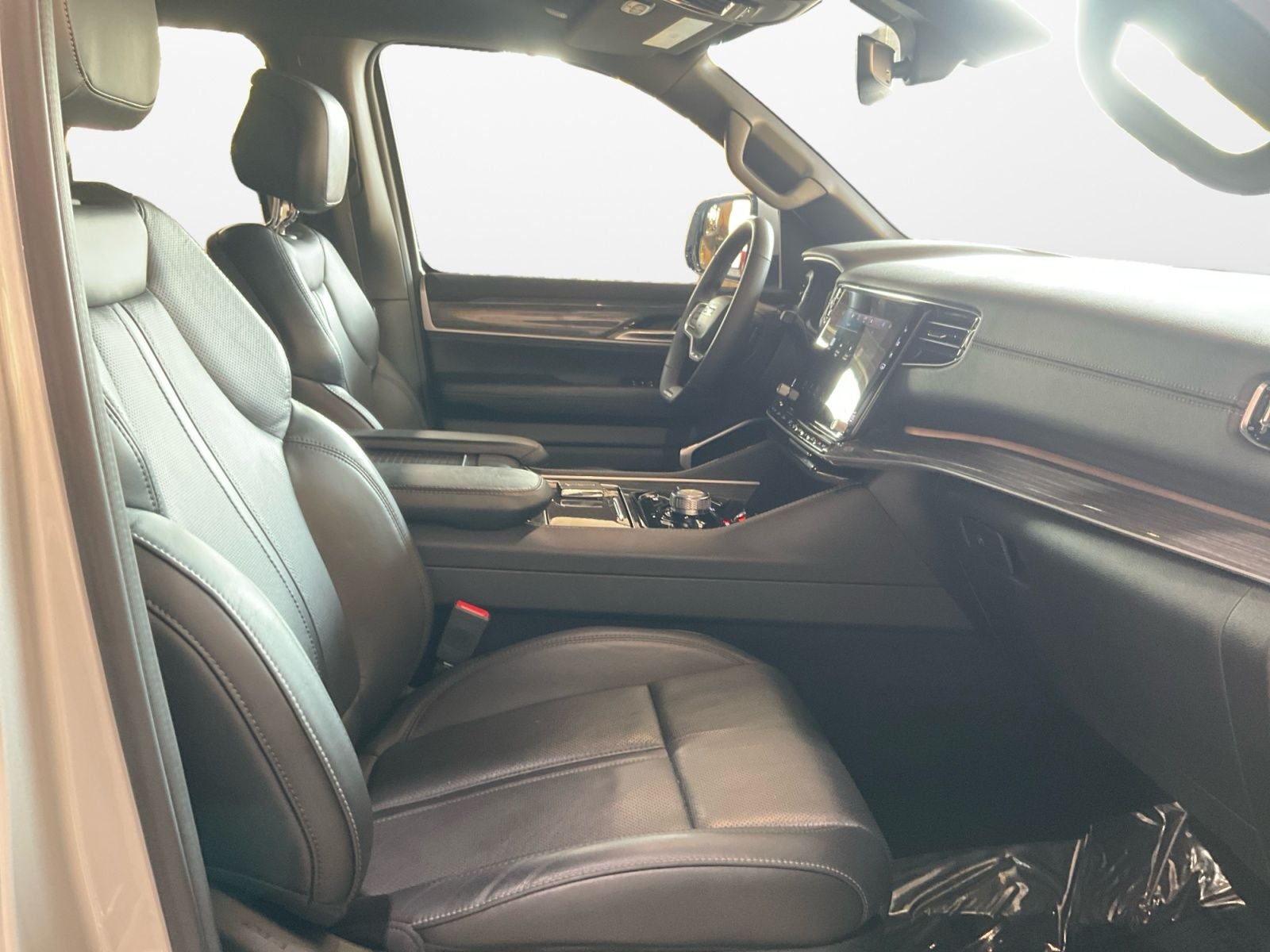 2022 Jeep Wagoneer Series III 4x4