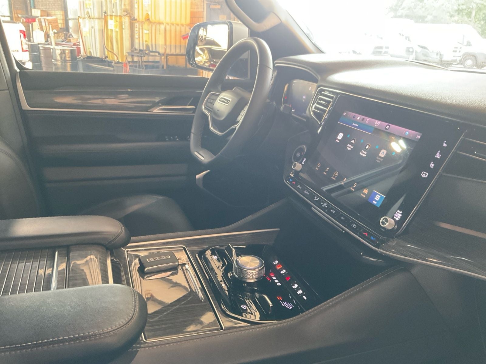 2022 Jeep Wagoneer Series III 4x4