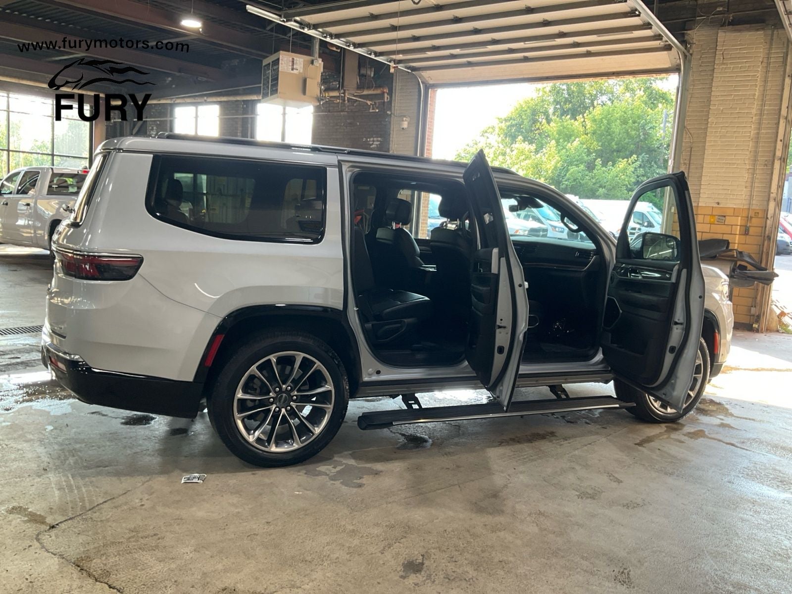 2022 Jeep Wagoneer Series III 4x4
