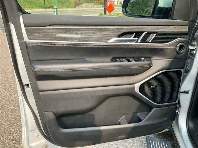 2022 Jeep Wagoneer Series III 4x4