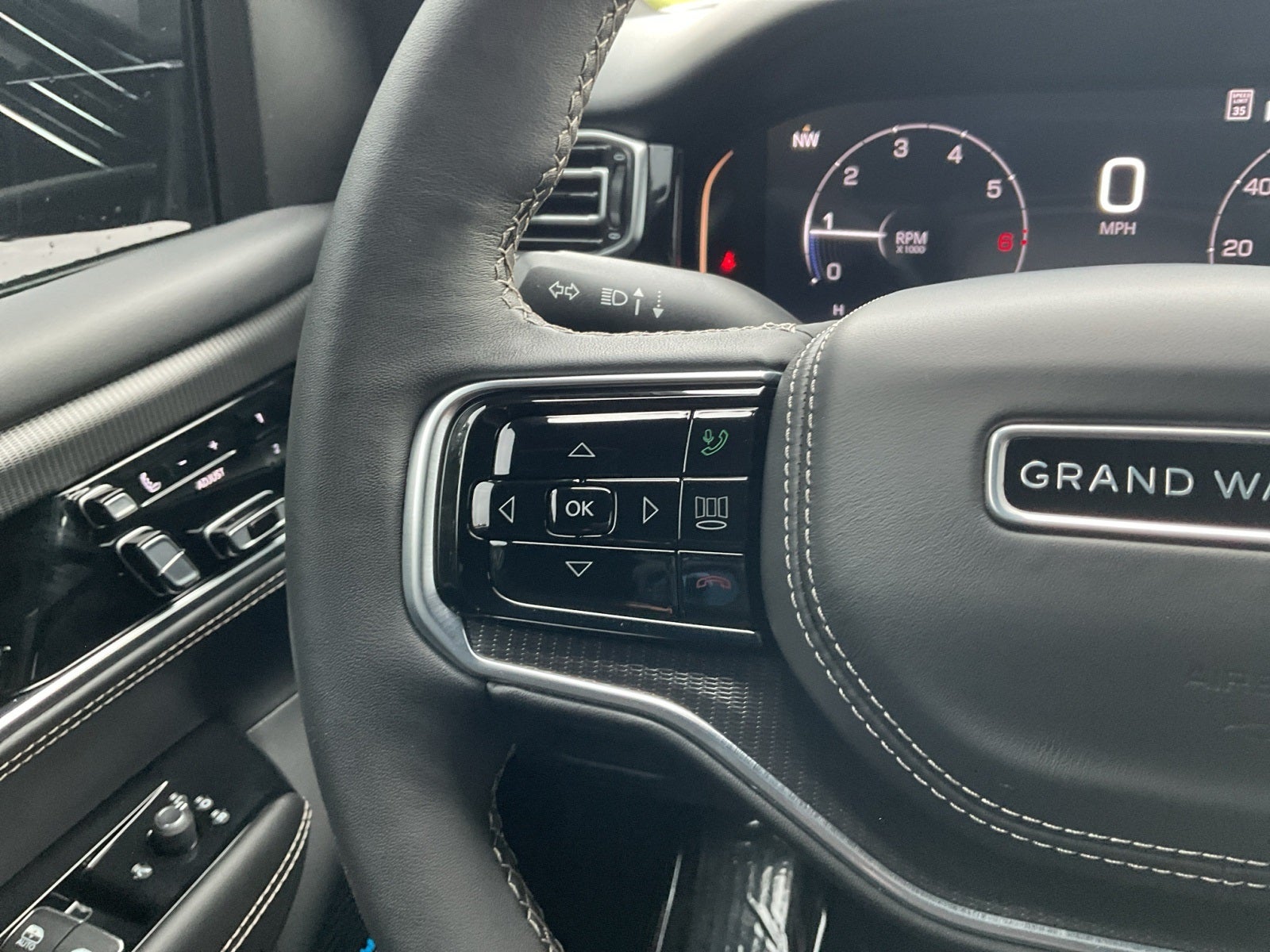 2024 Jeep Grand Wagoneer Series II 4x4