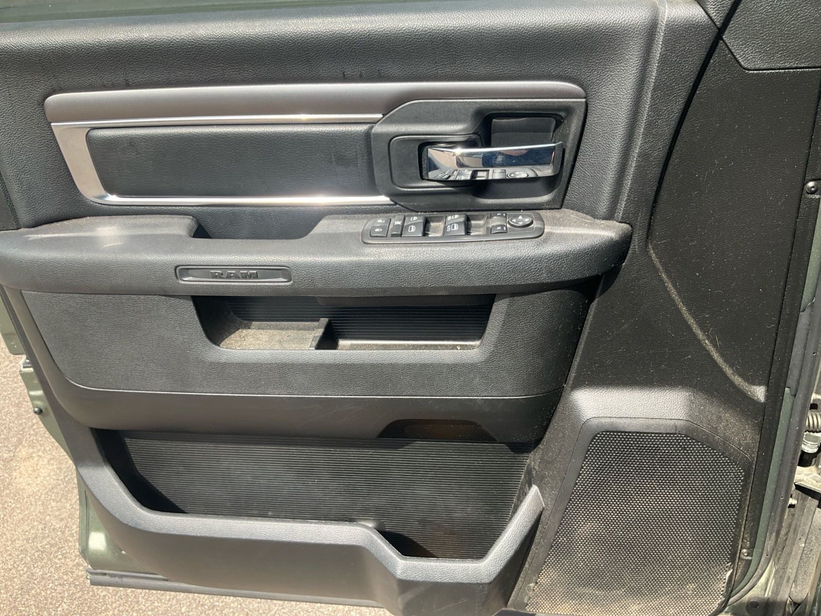 2021 RAM 1500 Classic Warlock Quad Cab 4x4 6'4' Box