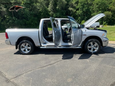 2017 RAM 1500 Big Horn Crew Cab 4x4 5'7' Box