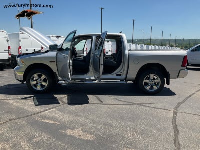 2017 RAM 1500 Big Horn Crew Cab 4x4 5'7' Box
