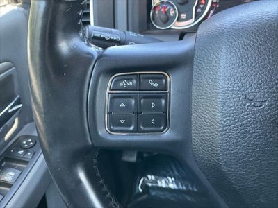 2017 RAM 1500 Big Horn Crew Cab 4x4 5'7' Box