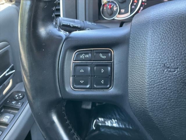 2017 RAM 1500 Big Horn Crew Cab 4x4 5'7' Box