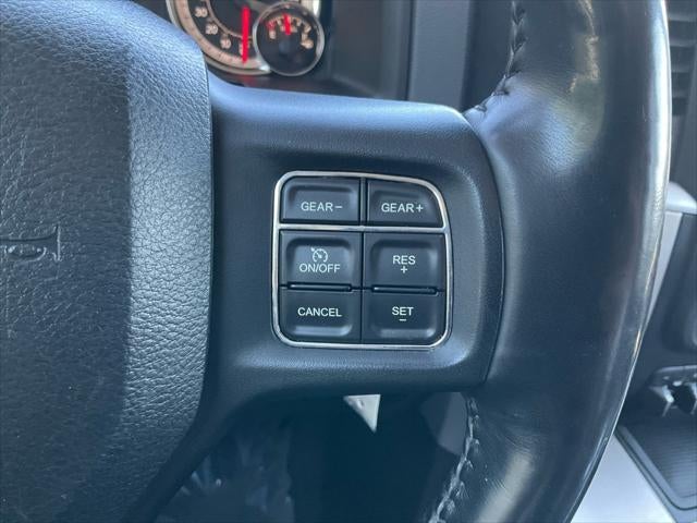 2017 RAM 1500 Big Horn Crew Cab 4x4 5'7' Box