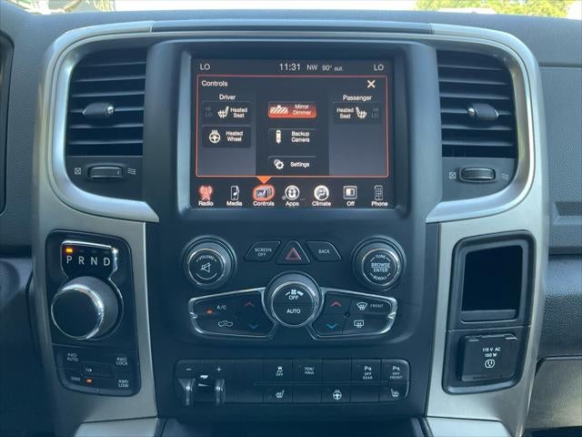 2017 RAM 1500 Big Horn Crew Cab 4x4 5'7' Box