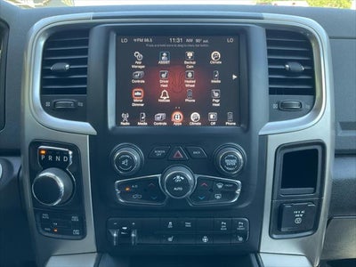 2017 RAM 1500 Big Horn Crew Cab 4x4 5'7' Box