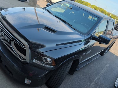 2018 RAM 1500 Limited Crew Cab 4x4 6'4' Box