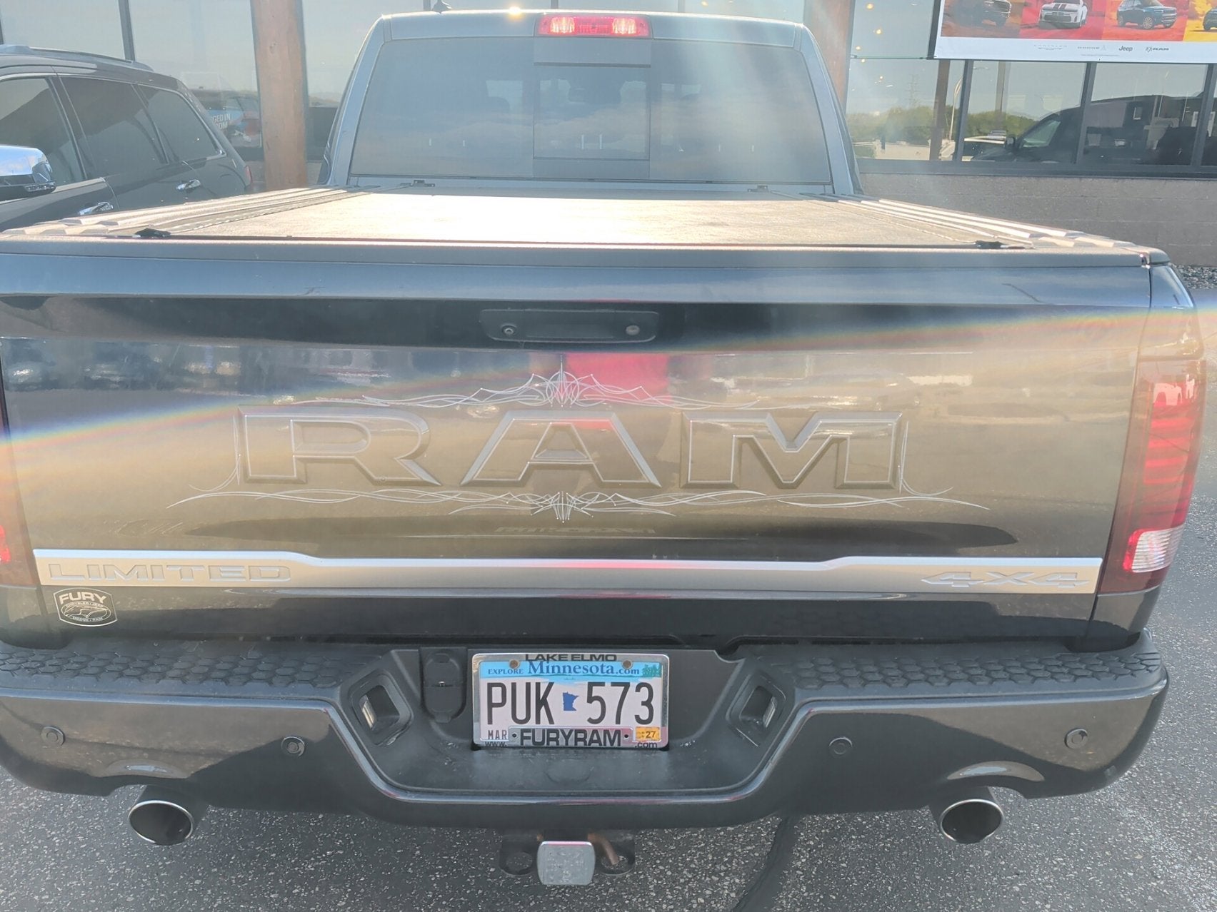 2018 RAM 1500 Limited Crew Cab 4x4 6'4' Box
