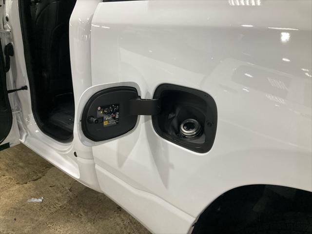 2026 RAM 1500 Tradesman Quad Cab 4x4 6'4' Box
