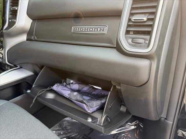 2025 RAM 1500 Big Horn Crew Cab 4x4 5'7' Box