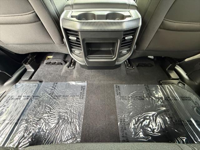 2025 RAM 1500 Big Horn Crew Cab 4x4 5'7' Box