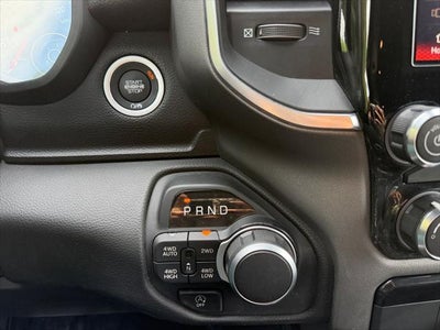 2025 RAM 1500 Big Horn Crew Cab 4x4 5'7' Box