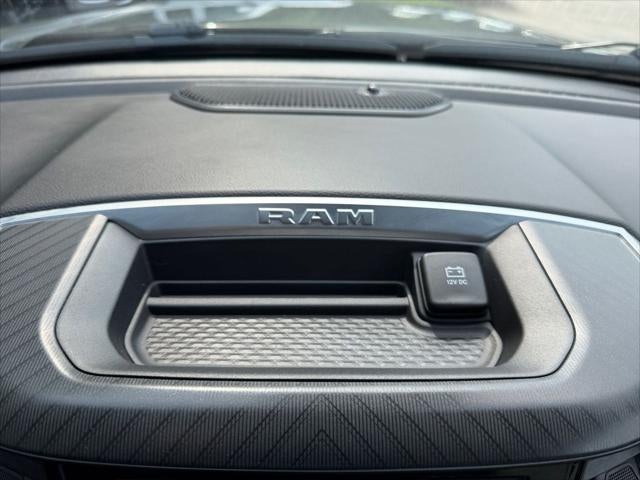 2025 RAM 1500 Big Horn Crew Cab 4x4 5'7' Box