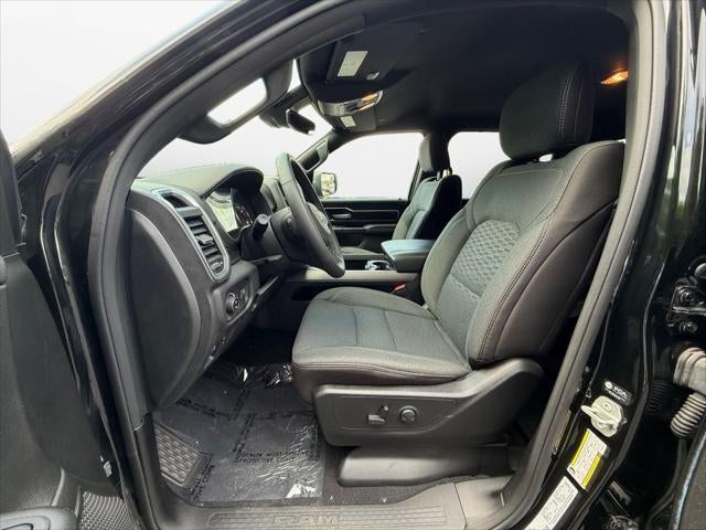 2025 RAM 1500 Big Horn Crew Cab 4x4 5'7' Box