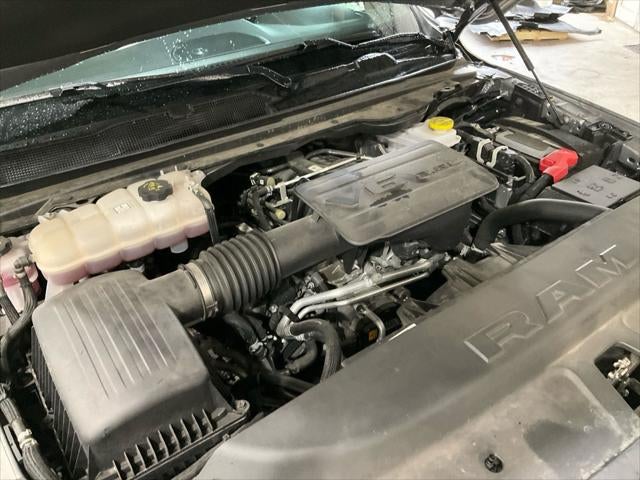 2025 RAM 1500 Big Horn Crew Cab 4x4 5'7' Box