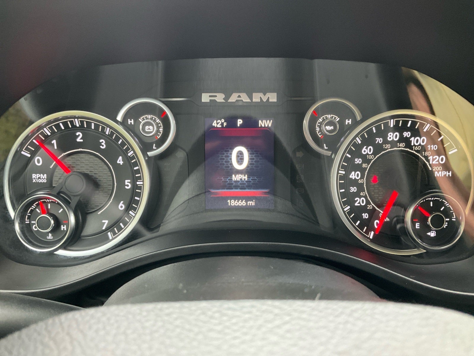 2023 RAM 1500 Big Horn Crew Cab 4x4 5'7' Box