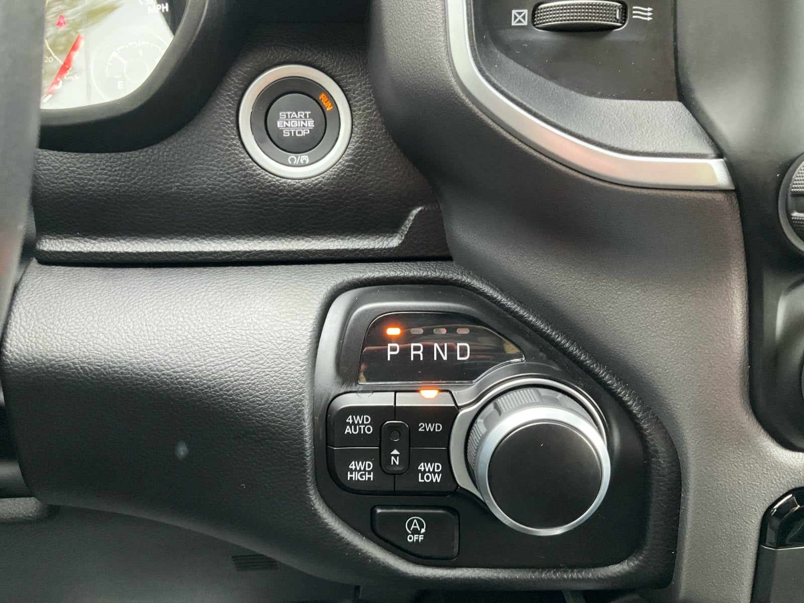 2023 RAM 1500 Big Horn Crew Cab 4x4 5'7' Box