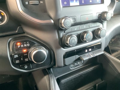 2024 RAM 1500 Big Horn Crew Cab 4x4 5'7' Box