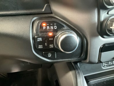 2024 RAM 1500 Big Horn Crew Cab 4x4 5'7' Box
