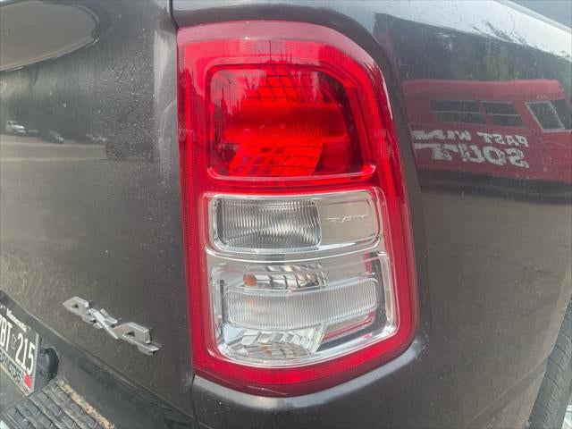 2024 RAM 1500 Big Horn Crew Cab 4x4 5'7' Box