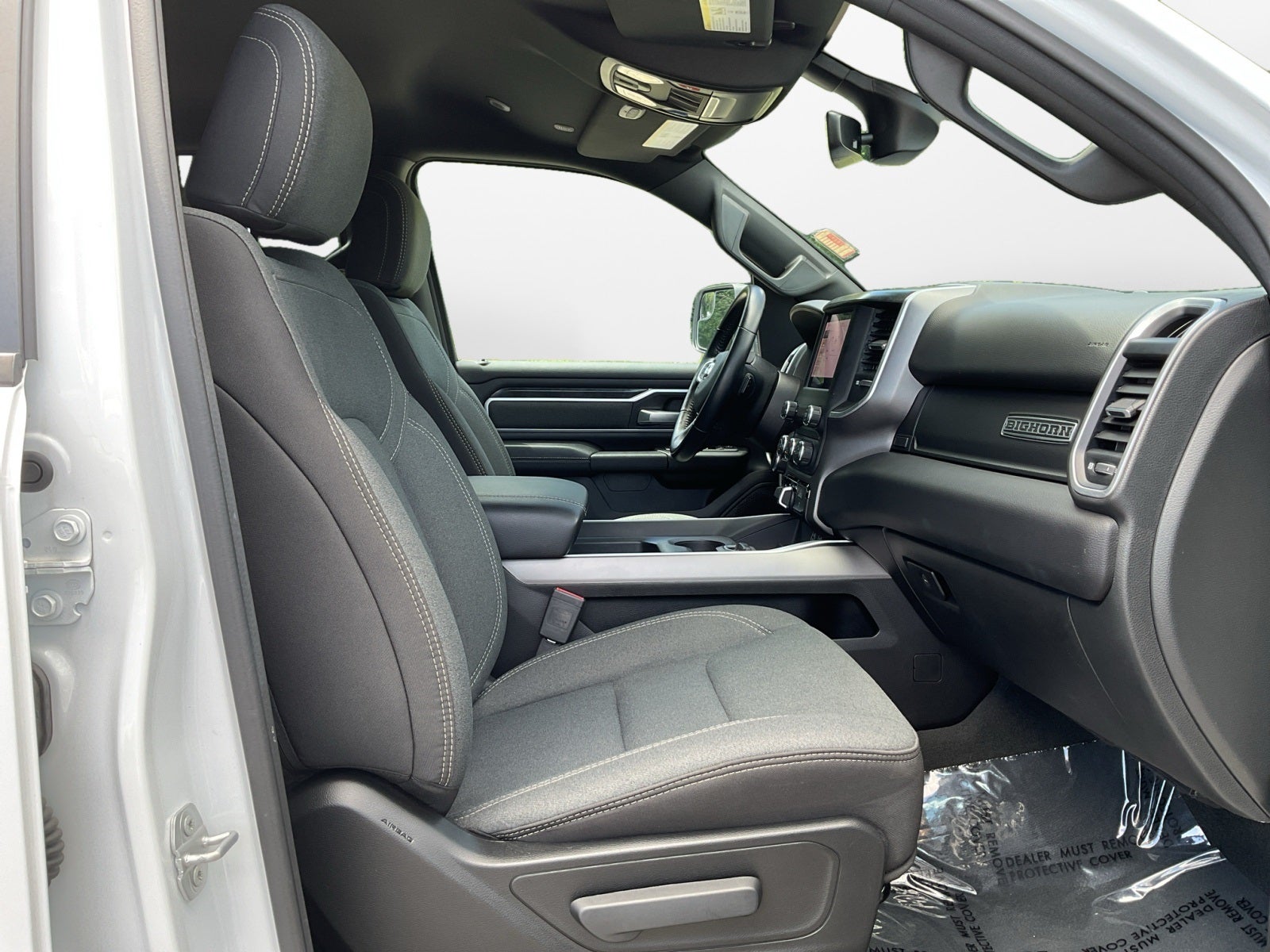 2022 RAM 1500 Big Horn Quad Cab 4x4 6'4' Box