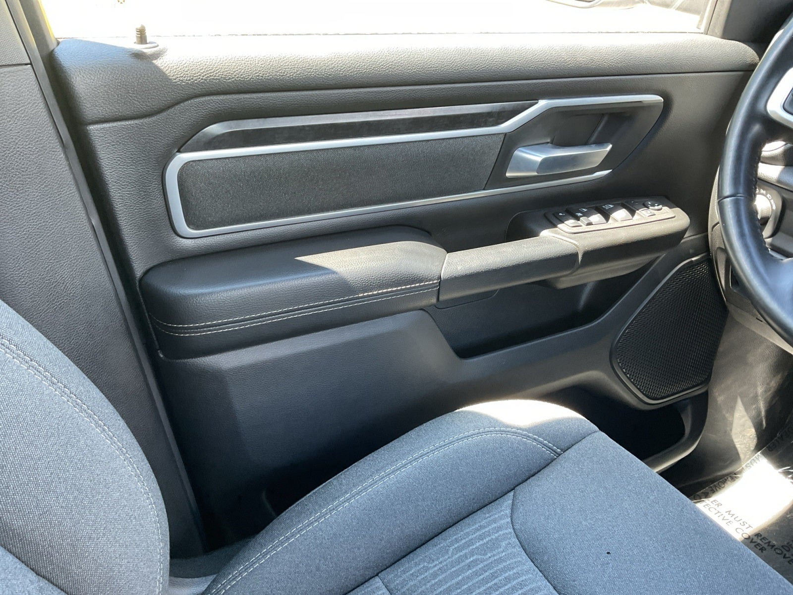 2022 RAM 1500 Big Horn Quad Cab 4x4 6'4' Box