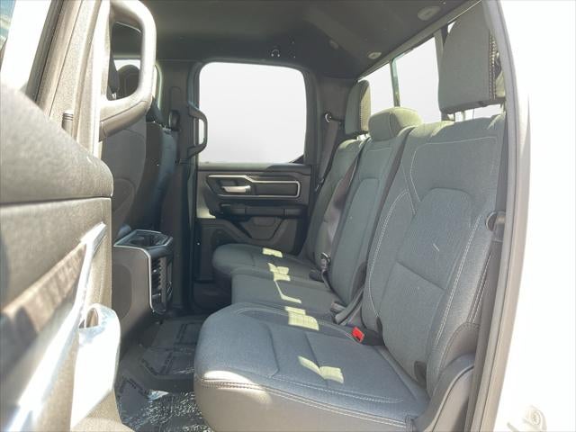 2022 RAM 1500 Big Horn Quad Cab 4x4 6'4' Box