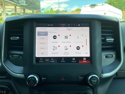 2022 RAM 1500 Big Horn Quad Cab 4x4 6'4' Box