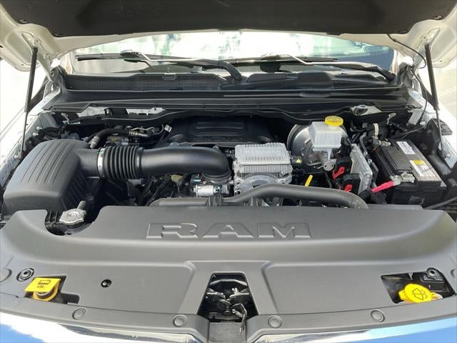 2022 RAM 1500 Big Horn Quad Cab 4x4 6'4' Box