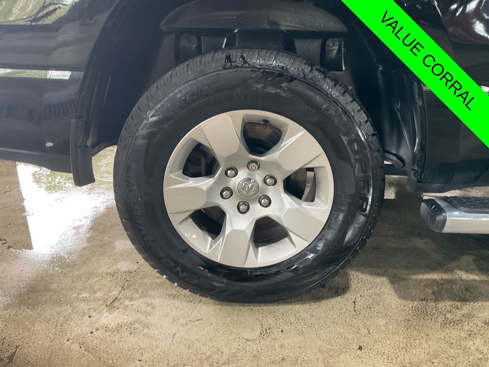 2019 RAM 1500 Big Horn/Lone Star Crew Cab 4x4 5'7' Box