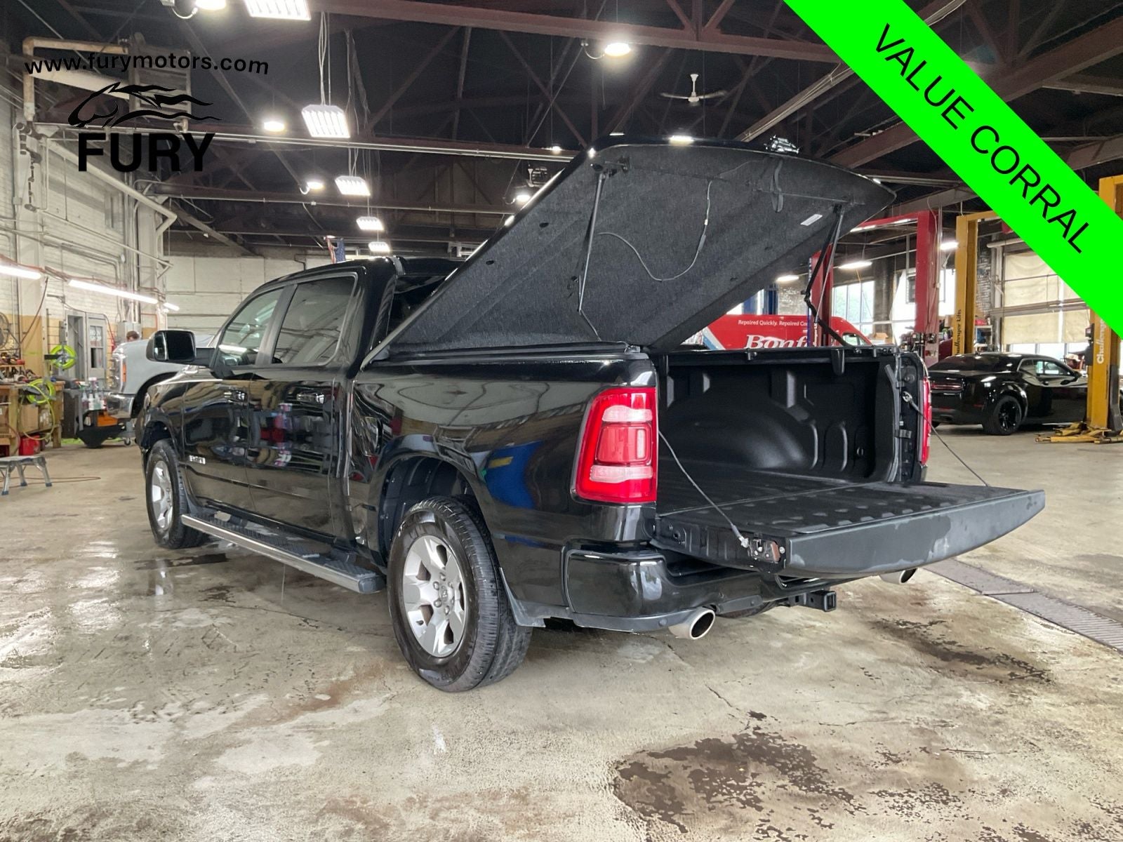 2019 RAM 1500 Big Horn/Lone Star Crew Cab 4x4 5'7' Box