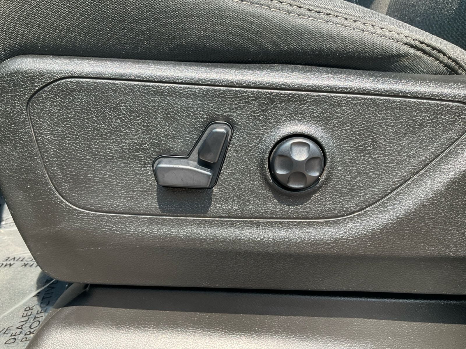 2020 RAM 1500 Big Horn Crew Cab 4x4 5'7' Box