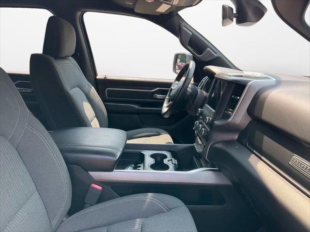 2020 RAM 1500 Big Horn Crew Cab 4x4 5'7' Box