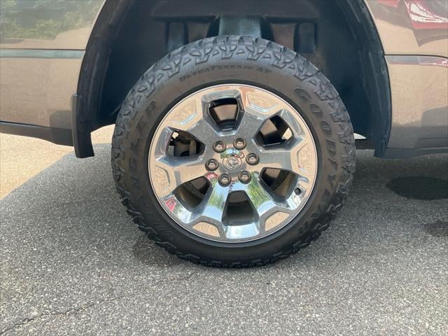 2020 RAM 1500 Big Horn Crew Cab 4x4 5'7' Box