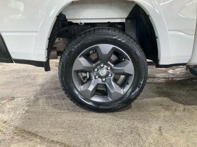2023 RAM 1500 Big Horn Crew Cab 4x4 5'7' Box