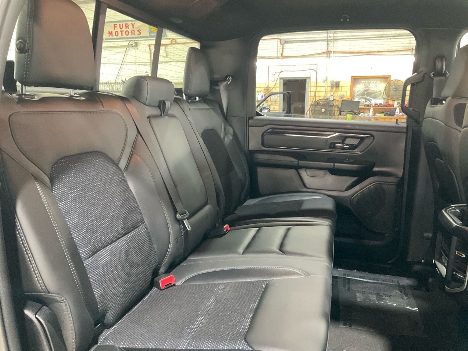 2023 RAM 1500 Big Horn Crew Cab 4x4 5'7' Box