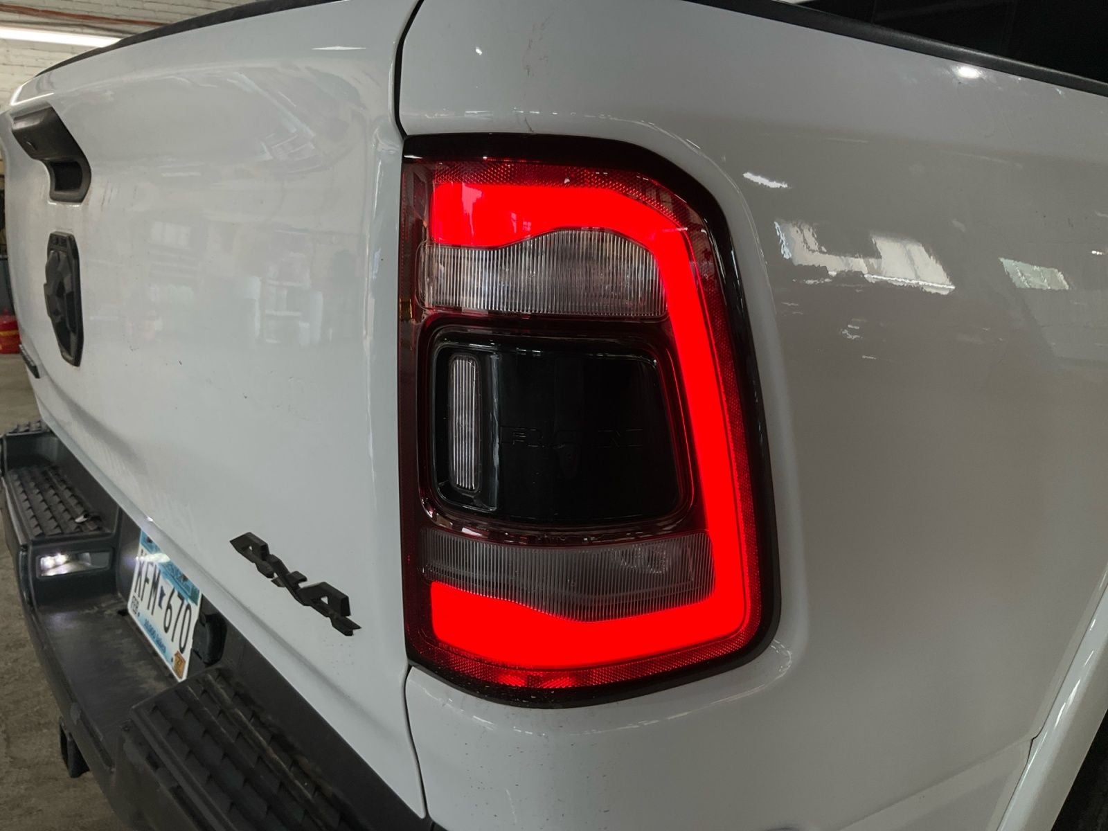 2023 RAM 1500 Big Horn Crew Cab 4x4 5'7' Box