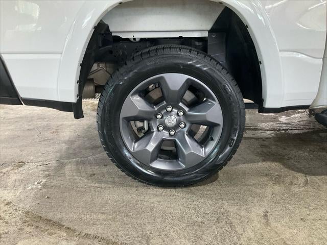 2023 RAM 1500 Big Horn Crew Cab 4x4 5'7' Box