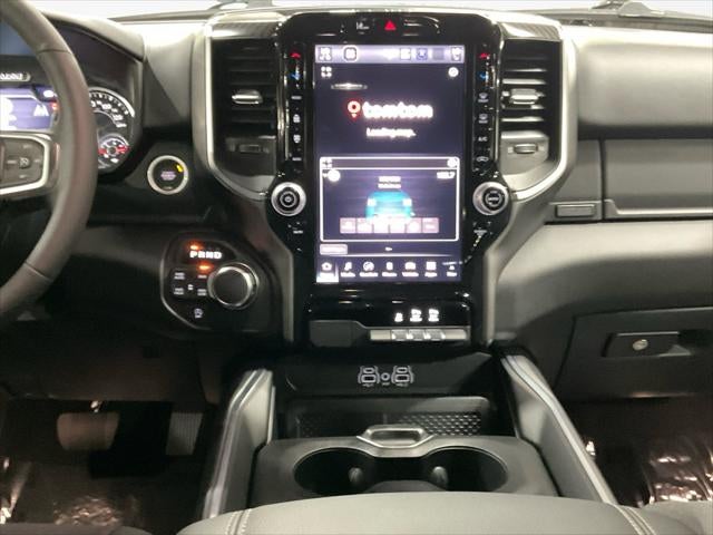 2026 RAM 1500 Big Horn Crew Cab 4x4 5'7' Box